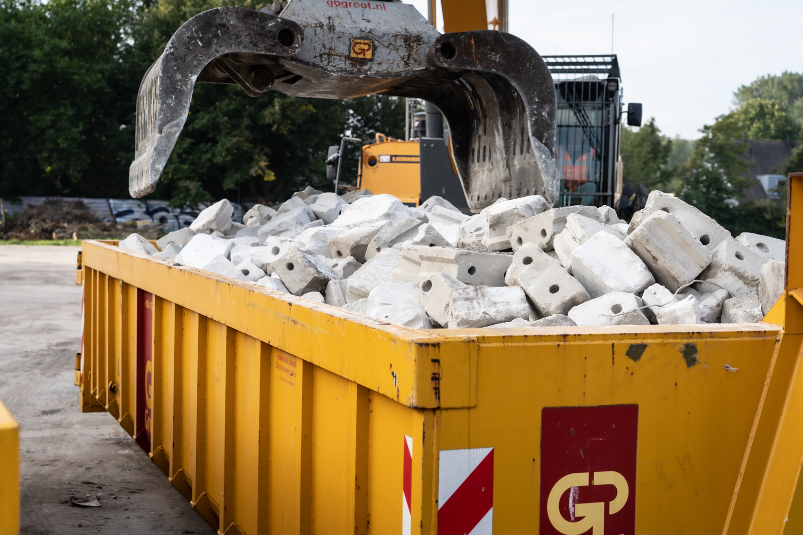 Gescheiden ingezameld kalkzandsteenpuin